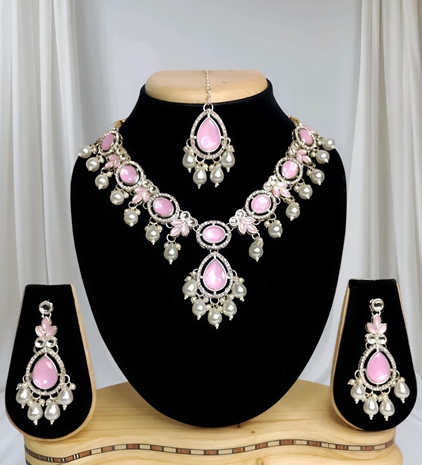 Stunning kundan necklace set (⭐⭐⭐⭐⭐)