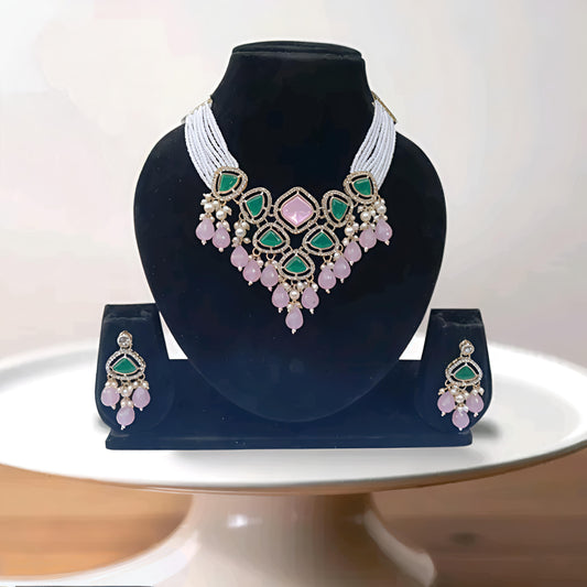 Elegant Kundan necklace set (⭐⭐⭐⭐⭐)