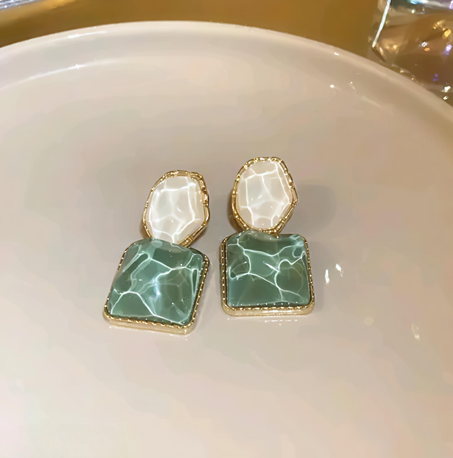Beautiful korean earrings (⭐⭐⭐⭐⭐)