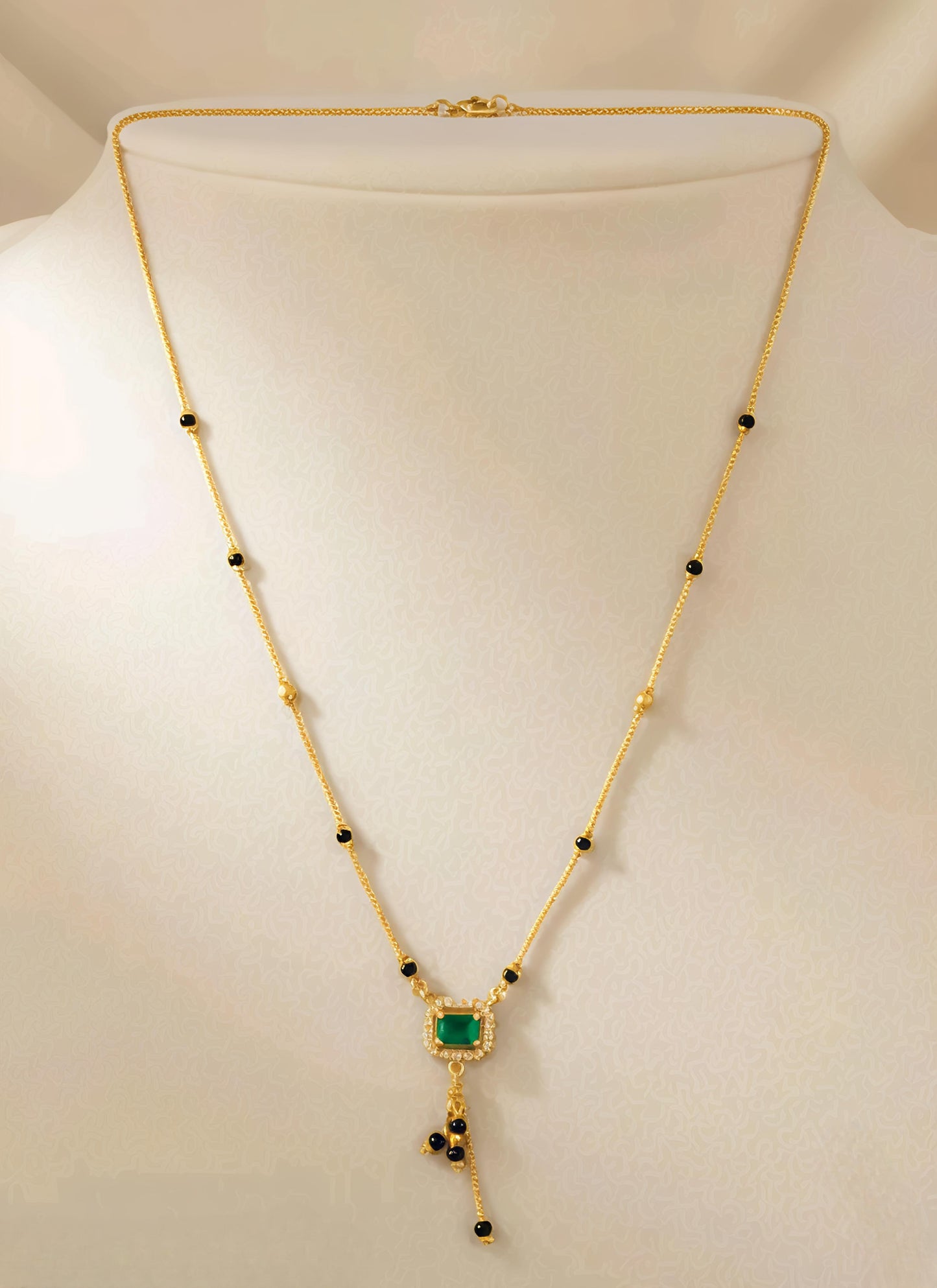 Stunning mangalsutra (⭐⭐⭐⭐⭐)