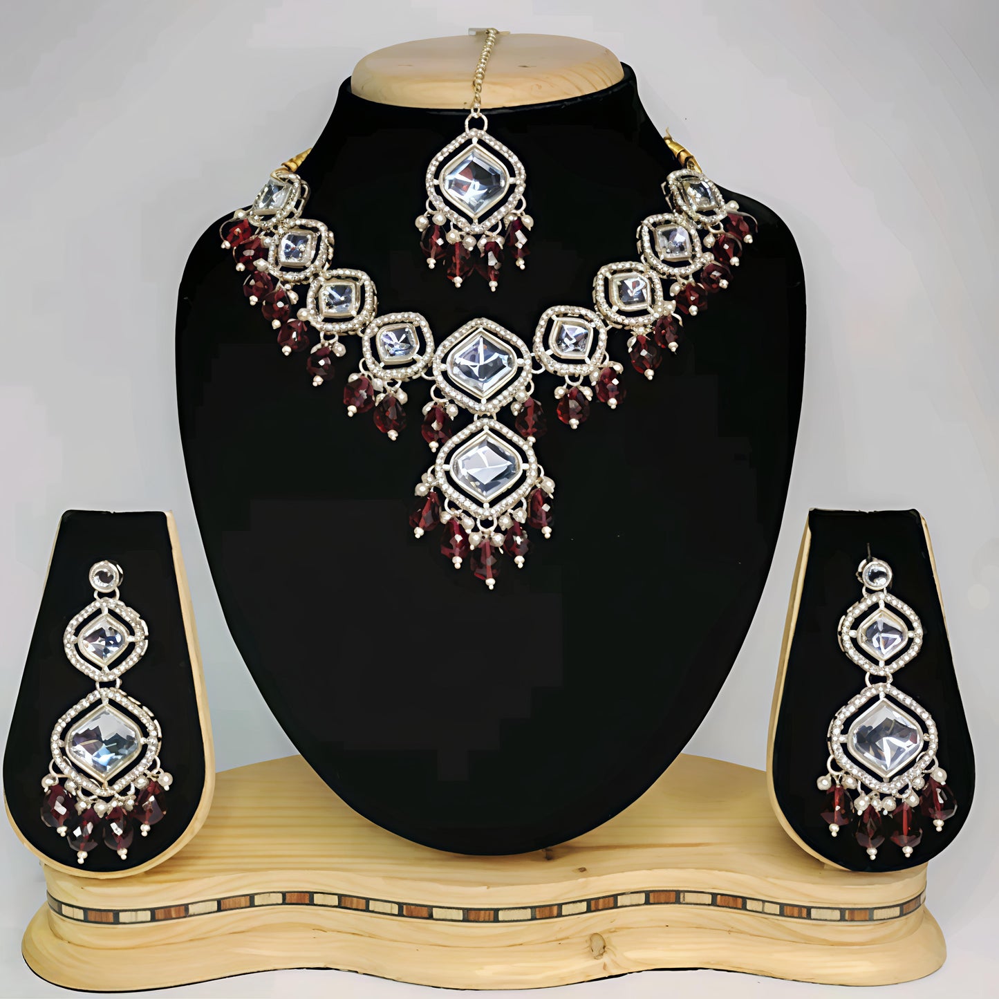 Stunning kundan necklace set (⭐⭐⭐⭐⭐)