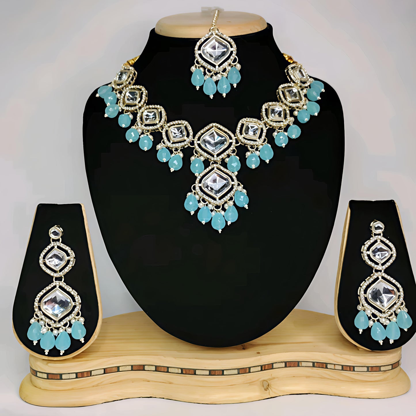Stunning kundan necklace set (⭐⭐⭐⭐⭐)