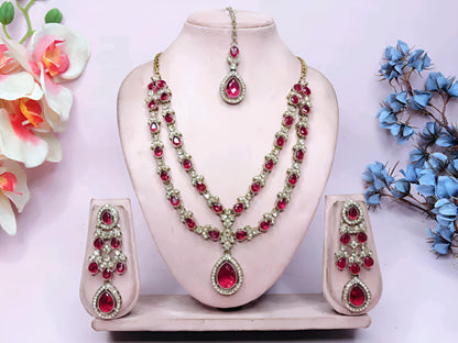 Beautiful ad necklace set (⭐⭐⭐⭐⭐)