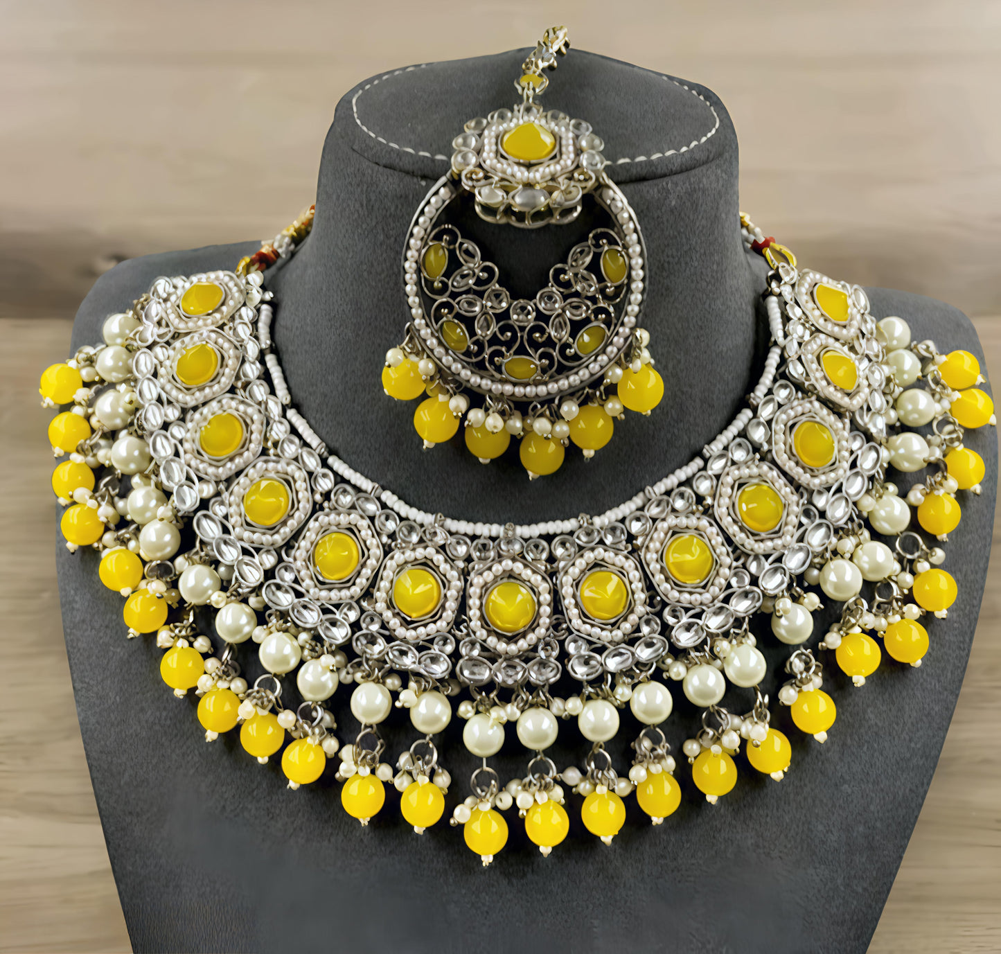 Beautiful necklacen set (⭐⭐⭐⭐⭐)