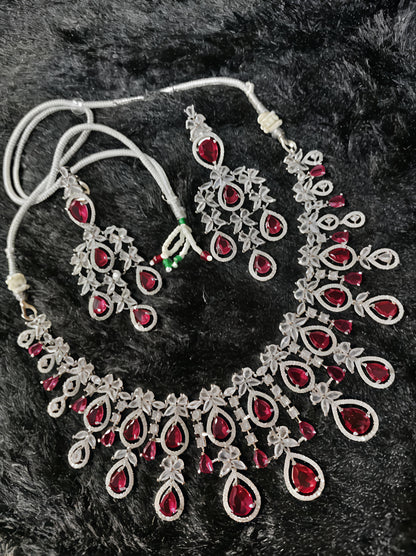 Red ad necklace set (⭐⭐⭐⭐⭐)