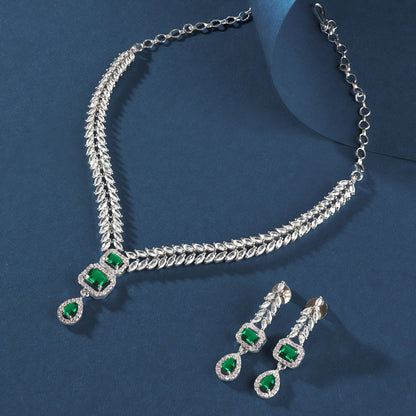 Beautiful ad necklace set (⭐⭐⭐⭐⭐)