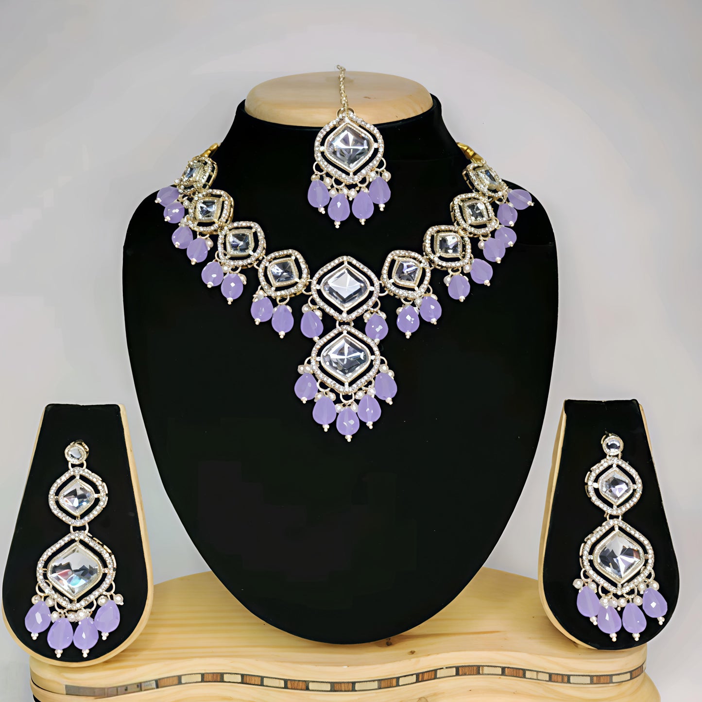 Stunning kundan necklace set (⭐⭐⭐⭐⭐)