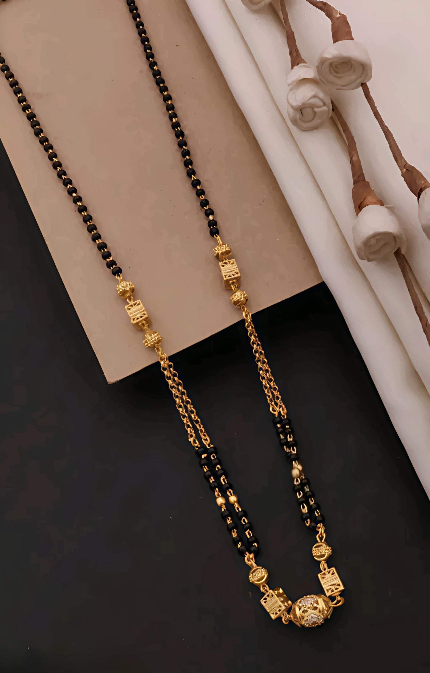 Stunning mangalsutra (⭐⭐⭐⭐⭐)