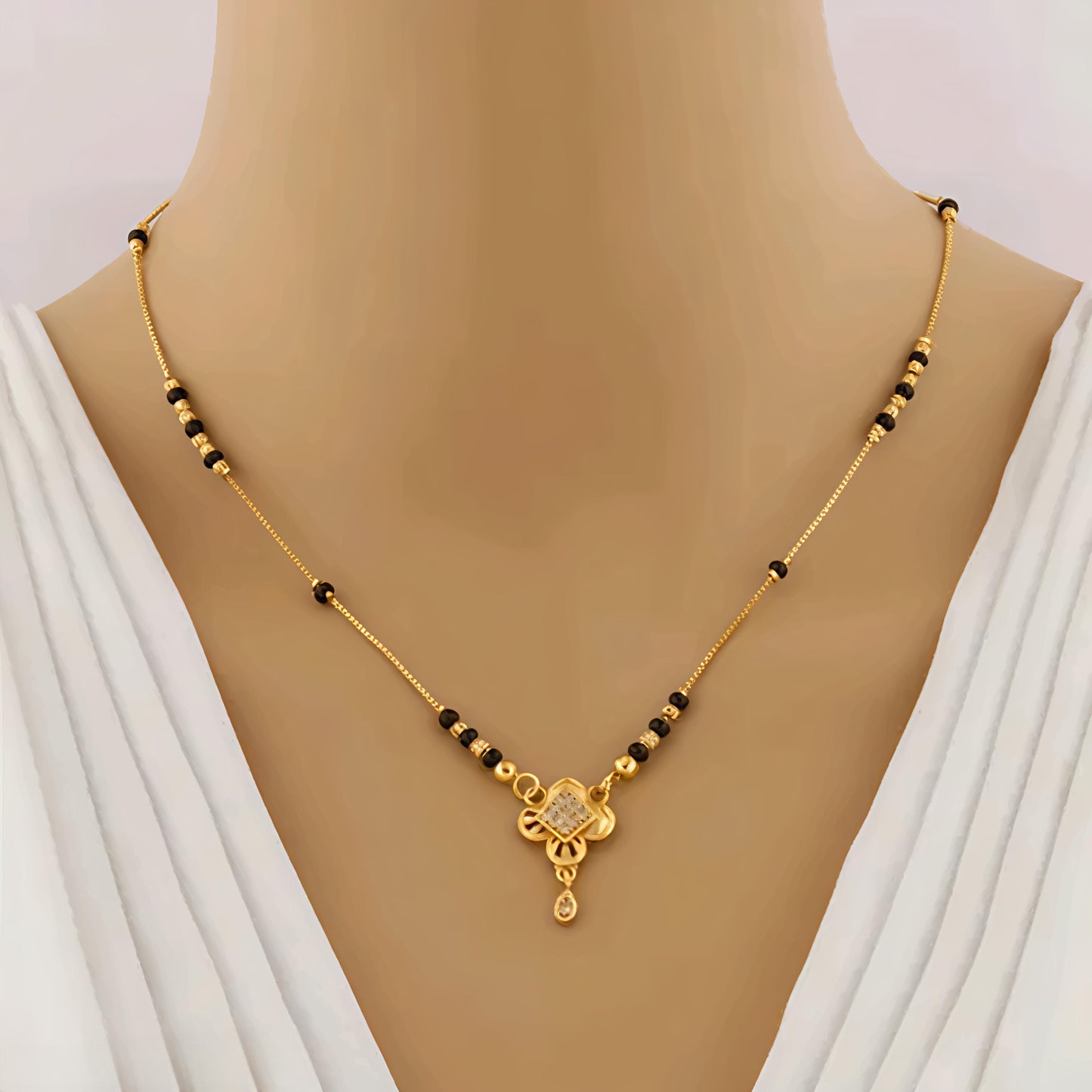 Elegant mangalsutra (⭐⭐⭐⭐⭐)