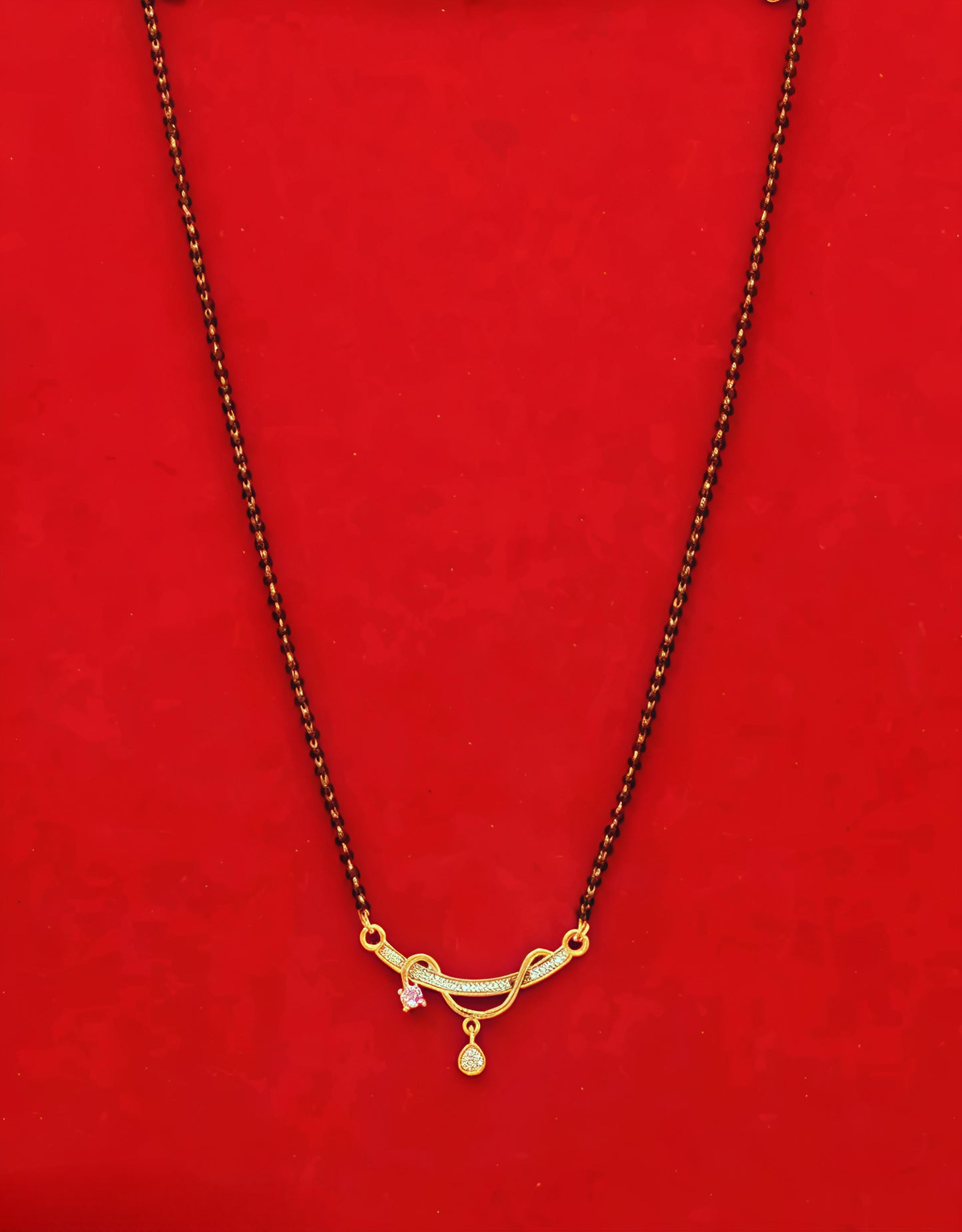 Stunning designer mangalsutra (⭐⭐⭐⭐ ⭐)